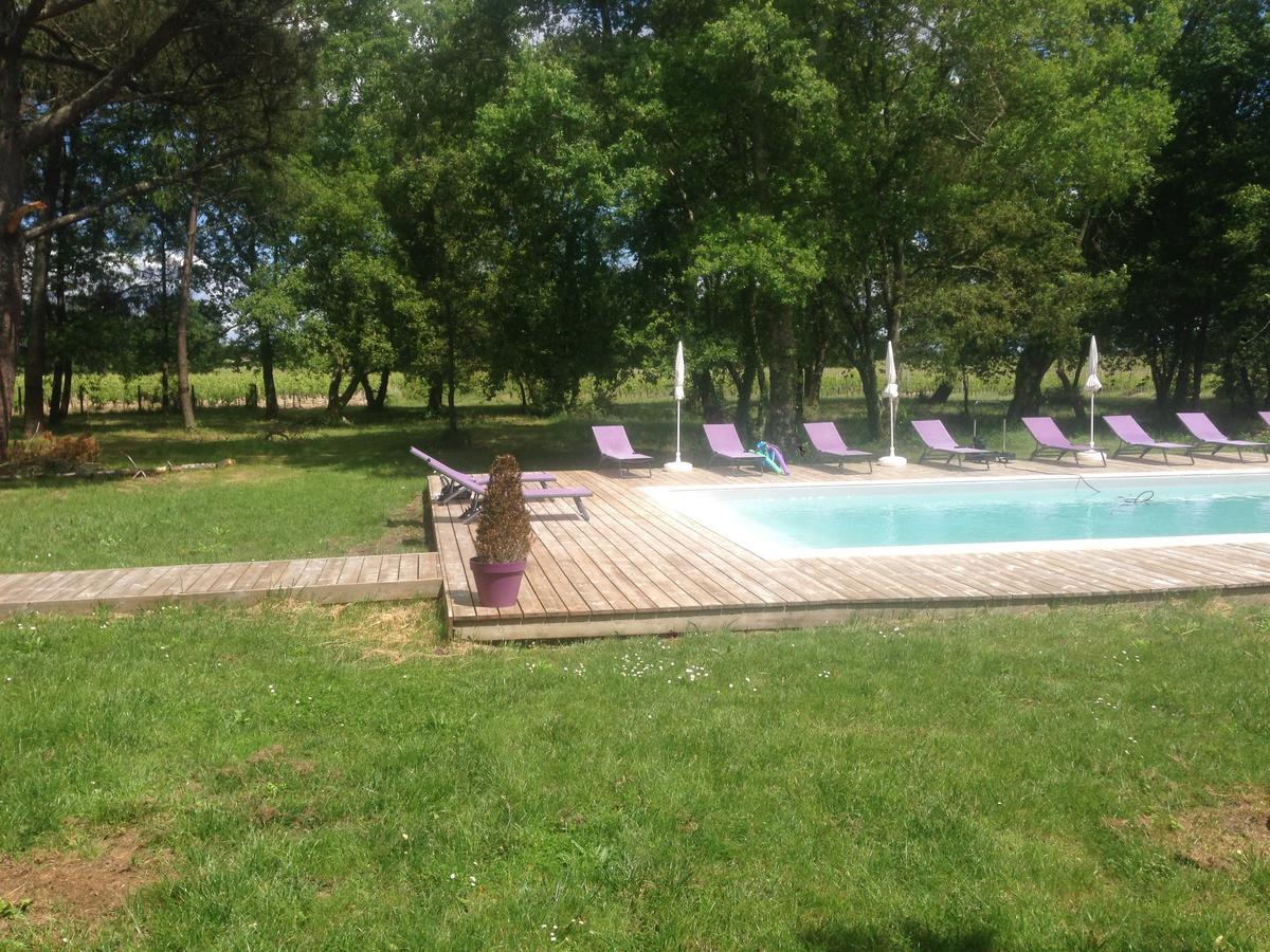 Domaine De Giron Bed & Breakfast Moulis-en-Médoc Екстериор снимка